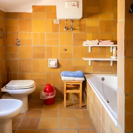Via Dei Gerani Nocleg ze śniadaniem Solanas (Cagliari)